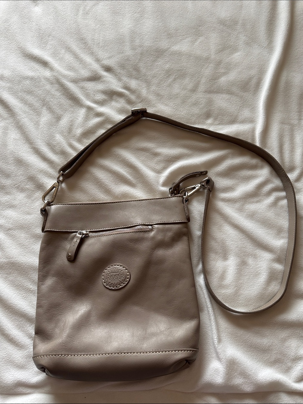 Roots leather handbag